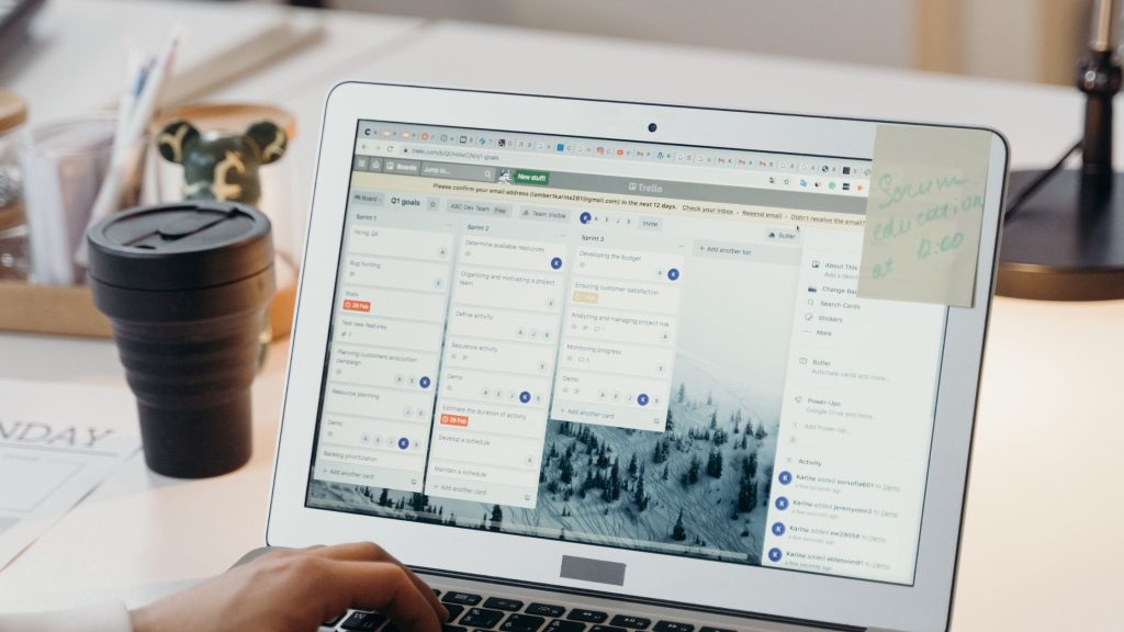 Softver za upravljanje projektima - automatizovano i personalizovano rešenje za vaš online biznis